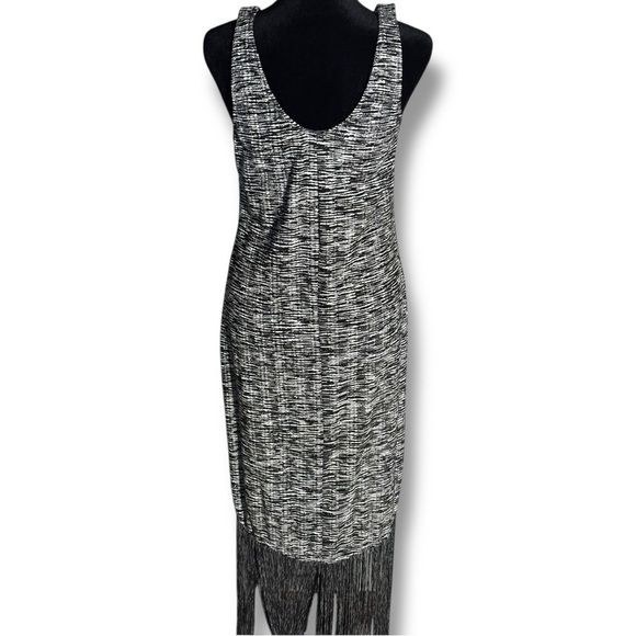 Zara Trafaluc Chic Black and White Knit Sleeveless High-Low Fringe Midi Dress - Picture 9 of 16